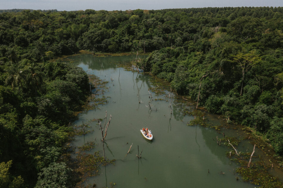 Navegación por el Río Paraná